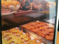 -雍容荟帝王蟹活龙虾展台自助(IFS黑金店)