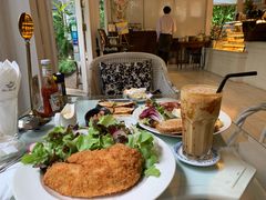 -Fern Forest Cafe