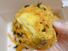 海苔肉松小贝-鲍师傅糕点(八一馆店)