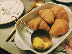 黄油面包-佐佑帐篷环游记(南锣鼓巷店)