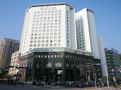 -汕尾巴黎半岛酒店