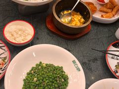 -新白鹿餐厅(湖滨银泰IN77C区店)