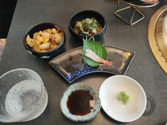-铭牛烧肉·和牛海鲜自助(高新月牙湖店)