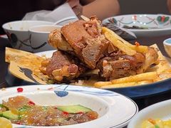 -川流不息·地道川菜·小龙虾(松东路店)