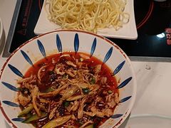 -黄记煌三汁焖锅(新佳丽江汉路店)