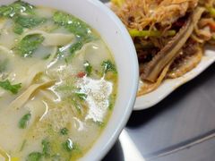-吕记清真美食城(永兴服装街店)