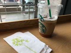 -星巴克臻选(华堂·新辰汇店)