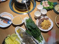 -尚品小土屋涮毛肚(李沧万达店)