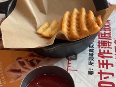 -必胜客(欧亚新生活店)