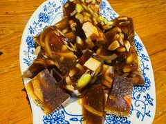 -老天桥酱肉烧饼夹肘子(天桥店)
