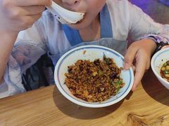 -怪噜范·老贵阳街头名小吃(汇金星力城店)