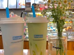活力羽衣甘蓝牛油果酸奶饮-Blueglass酸奶(华贸购物中心店)