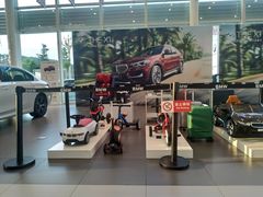 -南充通源宝马4S店(高坪店)