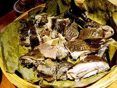 日蘑黑猪肉炖鸡-黑鸡小馆(金源店)