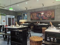 -卤校长老火锅(杨家坪直营店)