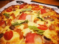 新奥尔良鸡肉披萨-半悦牛排(龙湖西宸天街店)