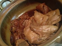 猪手煲土鸡-麓湘小镇(开福万达广场店)