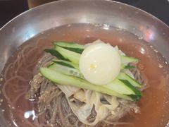 -许哥东北烧烤·铁丳烤串·宫后夹肉(繁花中心店)