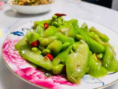 -天鹅到家·保姆月嫂育儿嫂(蔚蓝海岸店)