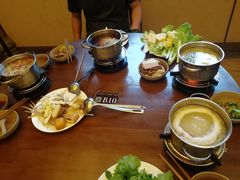 -香园自助小火锅