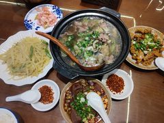 -谢老五跷脚牛肉·非遗传承店