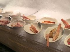 -雍容荟帝王蟹活龙虾展台自助(IFS黑金店)