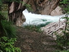 -鄣山大峡谷