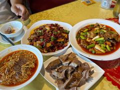 -柏合黄记豆腐皮饭店