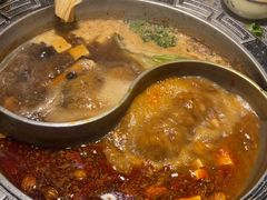 -八次方巴乡石锅鱼·金海湖水库活鱼(谷丰东路店)