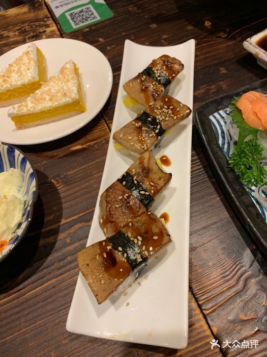 小川料理(街道口总店)芒果鹅肝手握图片