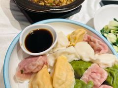 -珊海荟海鲜楼·天津菜·海肠捞饭·皮皮虾锅贴王(佛罗伦萨店)