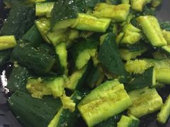 -清真磊磊烧烤老店(饮虎池街34号店)