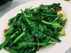 方鱼炒潮洲芥兰-金华安大酒楼·老牌潮菜·粤式茶点(东方国际店)