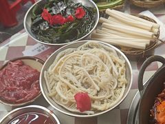 -赵美丽·重庆社区火锅·直营店(火车东站·中豪国际店)