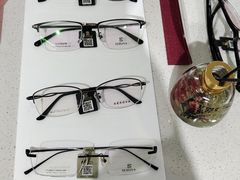 -视野联行眼镜蔡司·依视路官方授权店(顺城店)