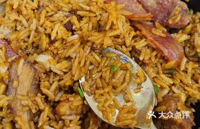 Preserved Meat and Spare Ribs Claypot Rice