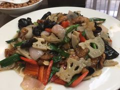 大碟肉片-龙泉酒家