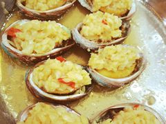 蒜蓉蒸鲍鱼-贞姨美食·老字号海鲜大排档