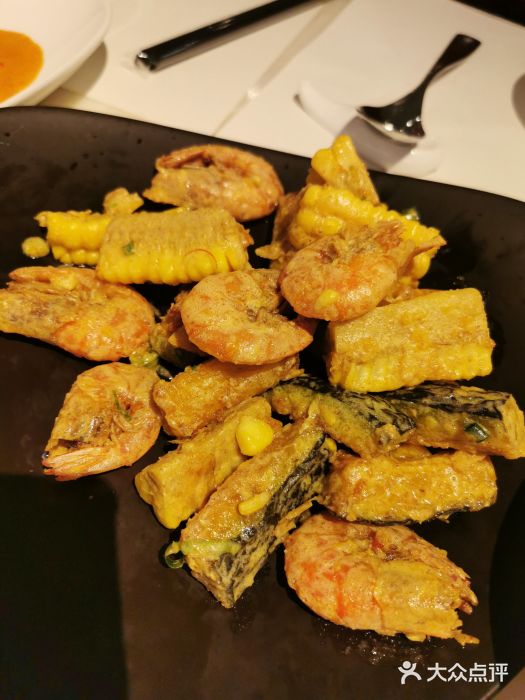 港丽餐厅(高德置地店)金沙黑南瓜焗虾图片