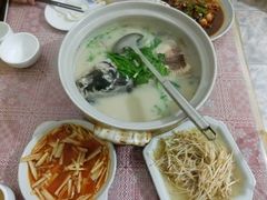 -天乐农家鱼头王(天目湖店)