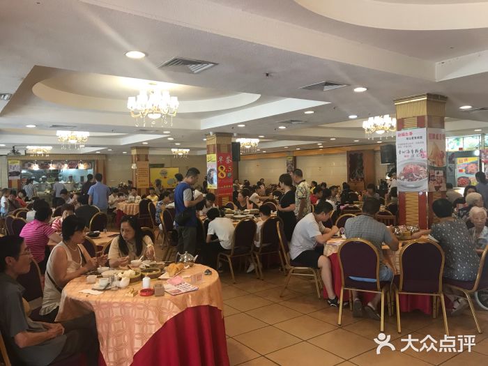 吉莲利苑海鲜酒家(珠海拱北28年老字号店)大堂图片
