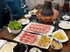 -楼外楼大刀肉传统火锅居(繁荣路店)