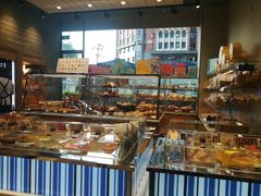-巴黎贝甜(右安门店)