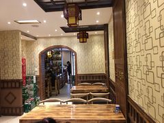 大堂-二发烧烤(亚麻厂店)