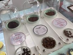 -UNI UNI(环亚凯瑟琳店)