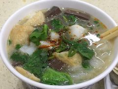 鸭血粉丝-户部巷小吃(中商徐东平价广场店)