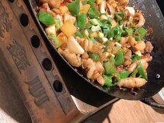 -聚鑫朋酸菜肥肠(文艺路口店)