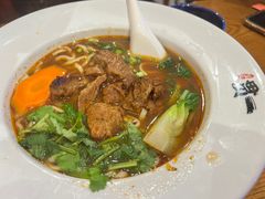 -贯一台湾牛肉面(八一七中路店)
