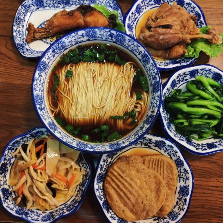 孙盛兴奥灶面馆(山塘街店)-"这家店就在七里山塘入口处附近,地理位置