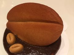 咖啡豆乳味慕斯蛋糕-星巴克臻选(广州太古汇店)